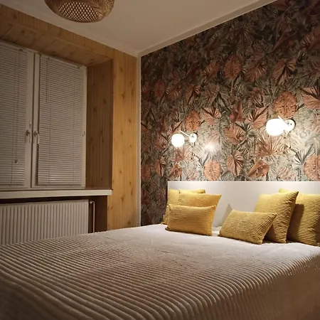 Sloneczny Z Prywatna Sauna W Stroniu Slaskim アパート