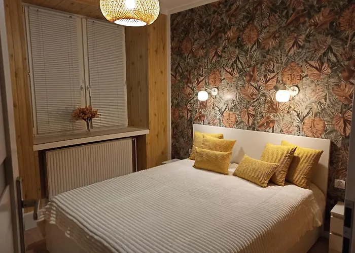 アパート Sloneczny Z Prywatna Sauna W Stroniu Slaskim